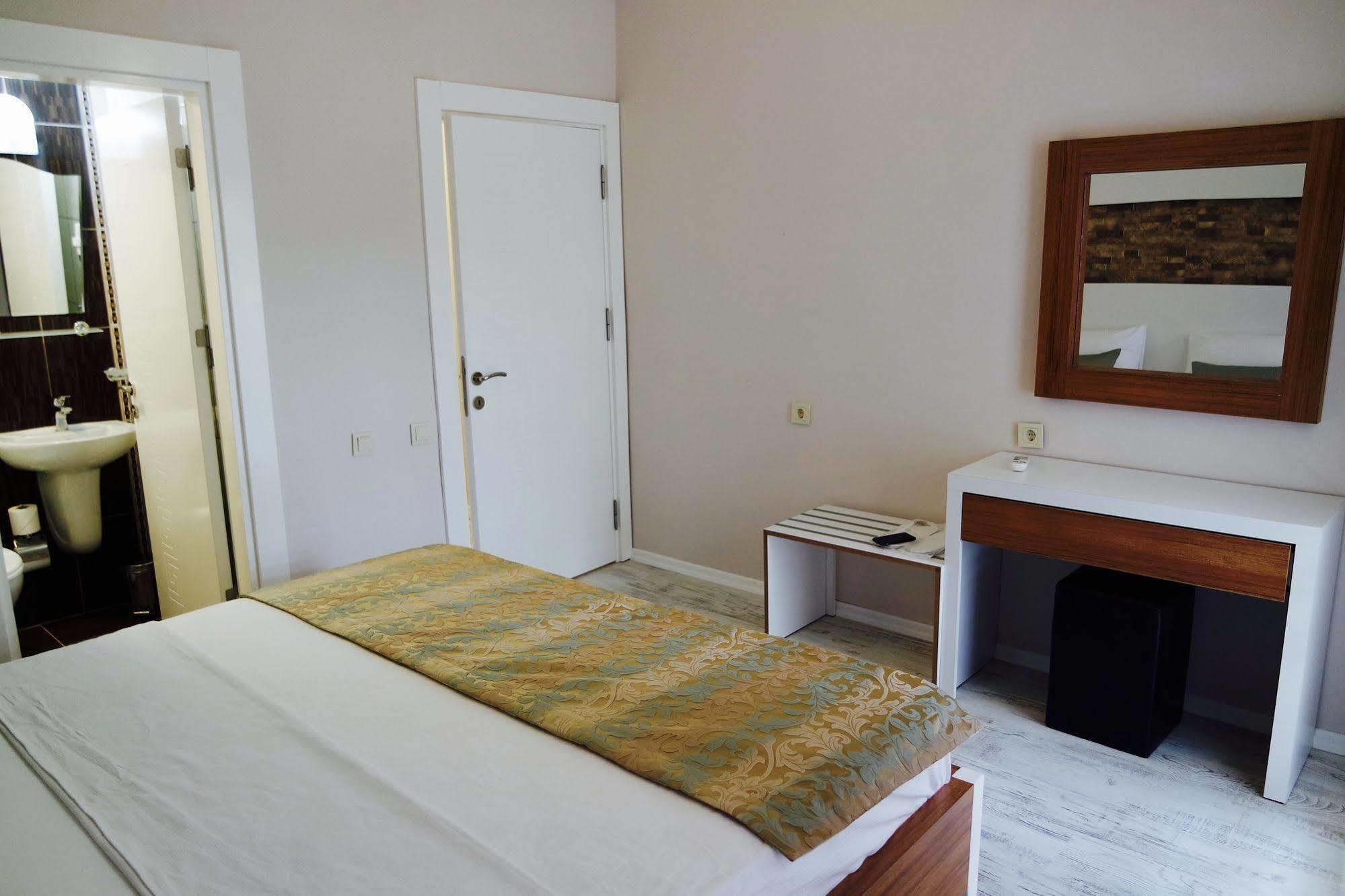 Ale Boutique Apartments Antalia Esterno foto